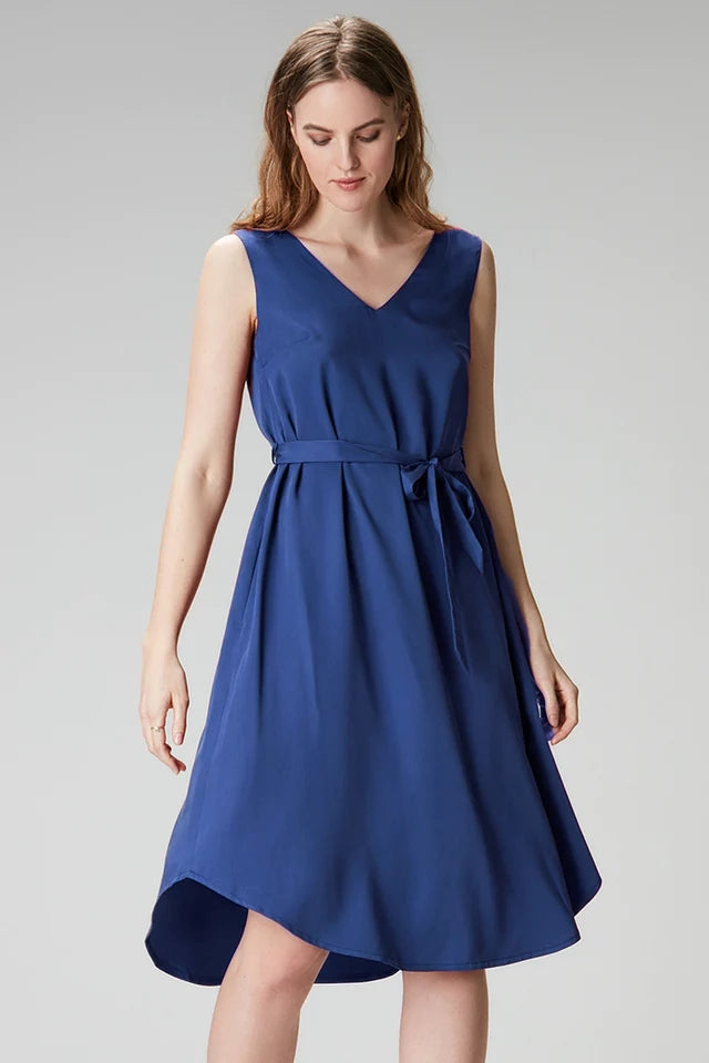 Midi dress “LAU-RAA” in blue made of Tencel