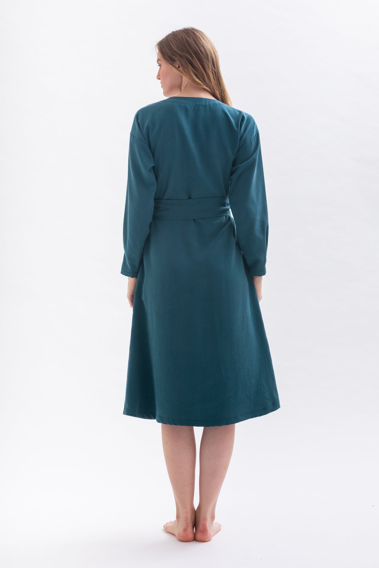 Midi dress "CO-CCOO" in green made of Tencel 