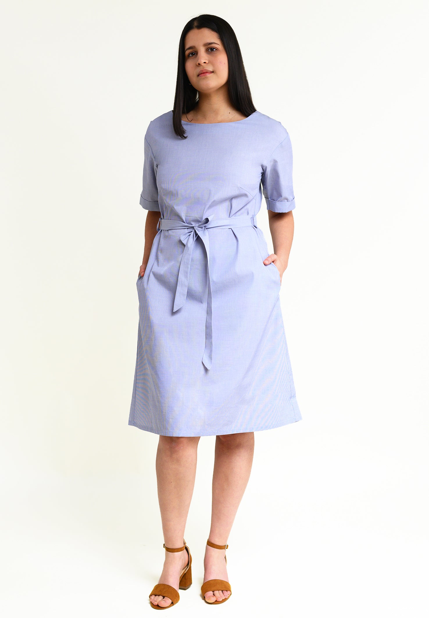 Knee-length summer dress with sleeves Ed-daa in light blue made of 100% organic cotton 