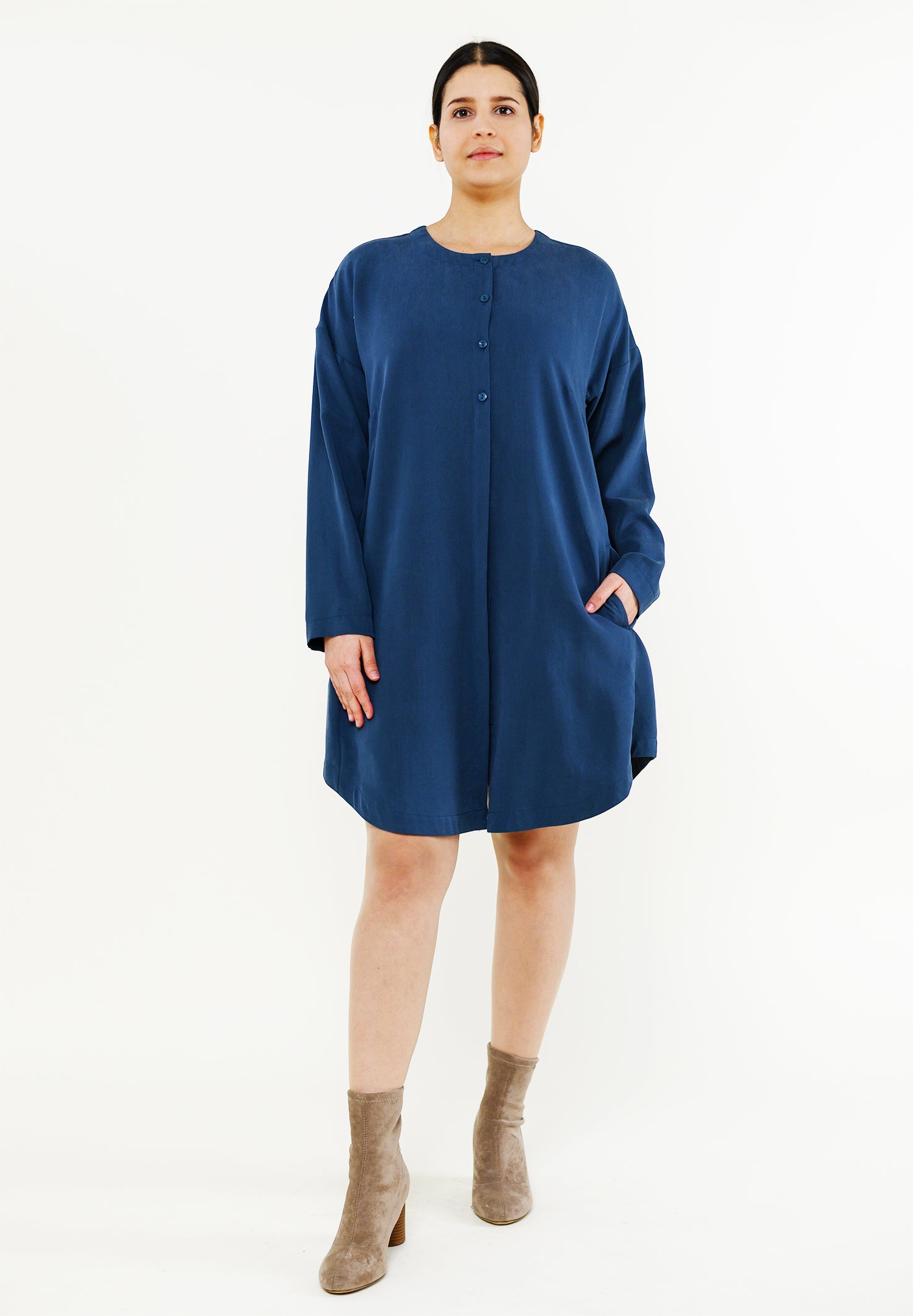 Oversize shirt dress "FII-NE" in blue made of Tencel