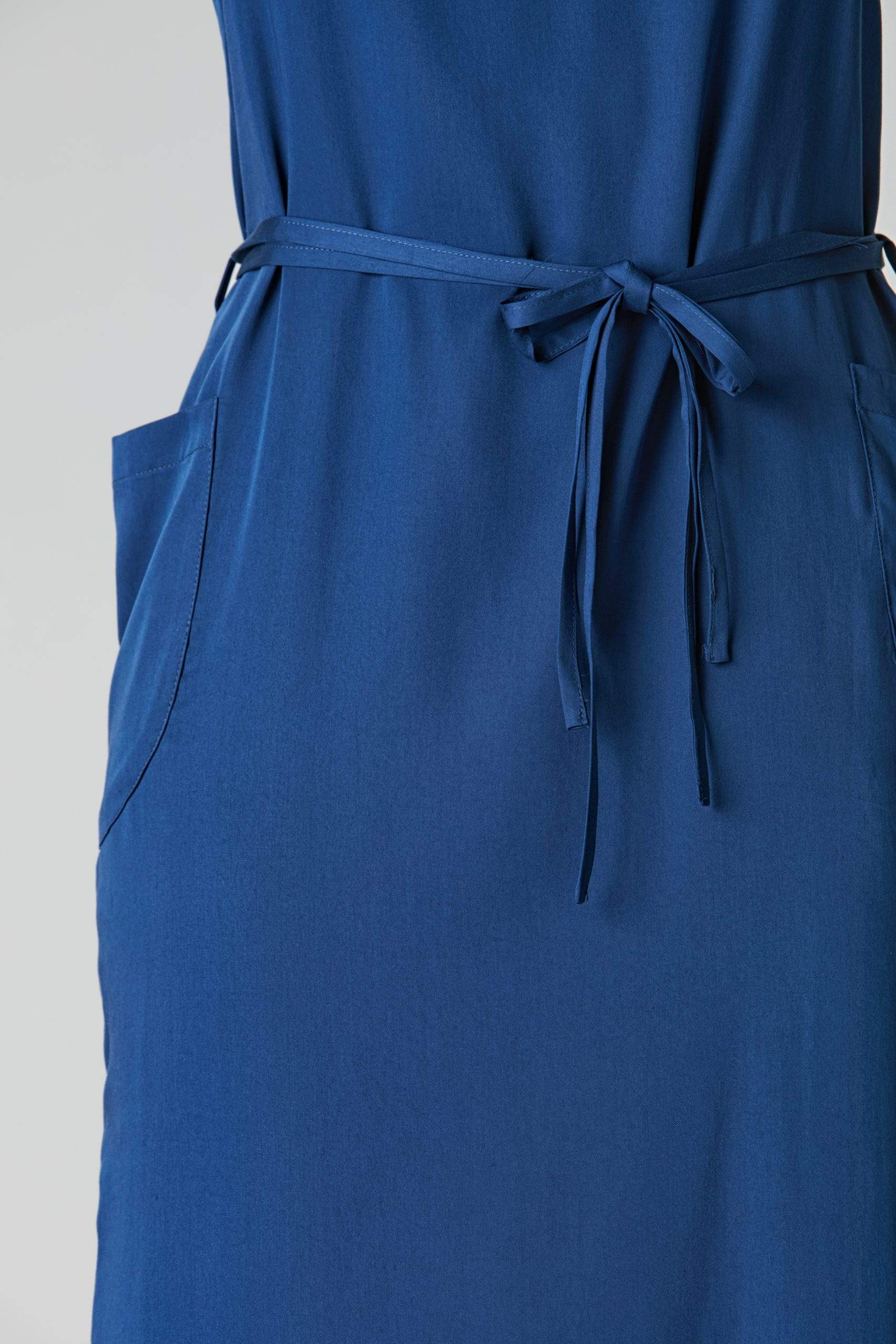 Midi dress “TI-NAA” made of silky Tencel