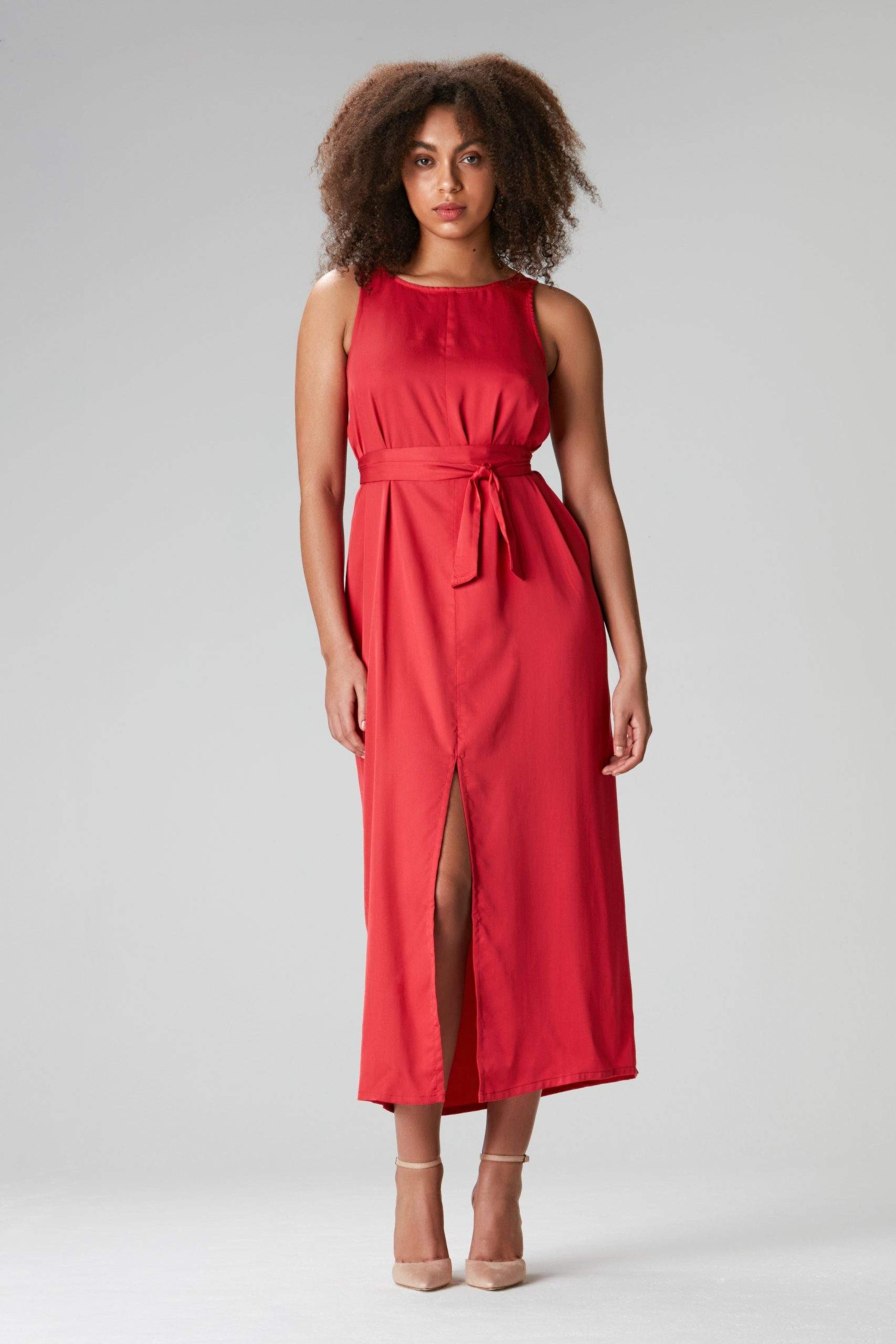 Maxi dress "TULPINAA" in red made of Tencel 