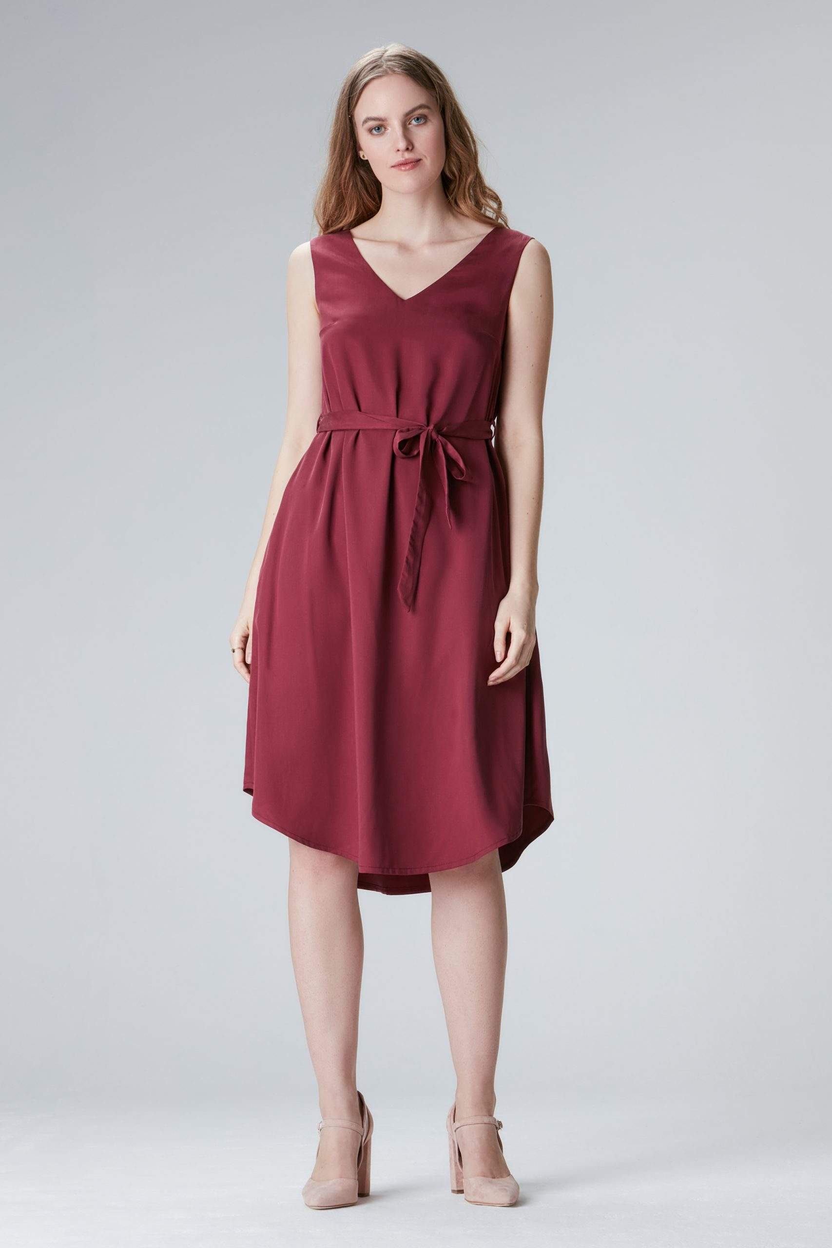 Midi dress "LAU-RAA" in Bordeaux made of Tencel