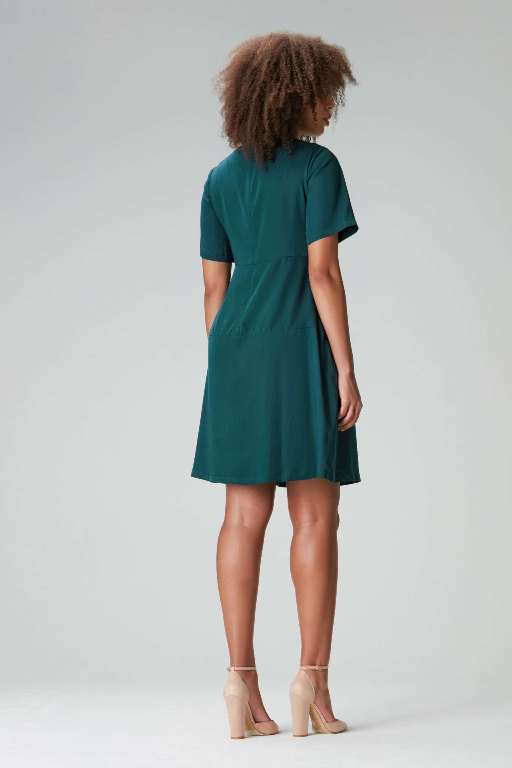 Sommerkleid mit Ärmeln "Loo-Laa" in Grün aus 100% Tencel
