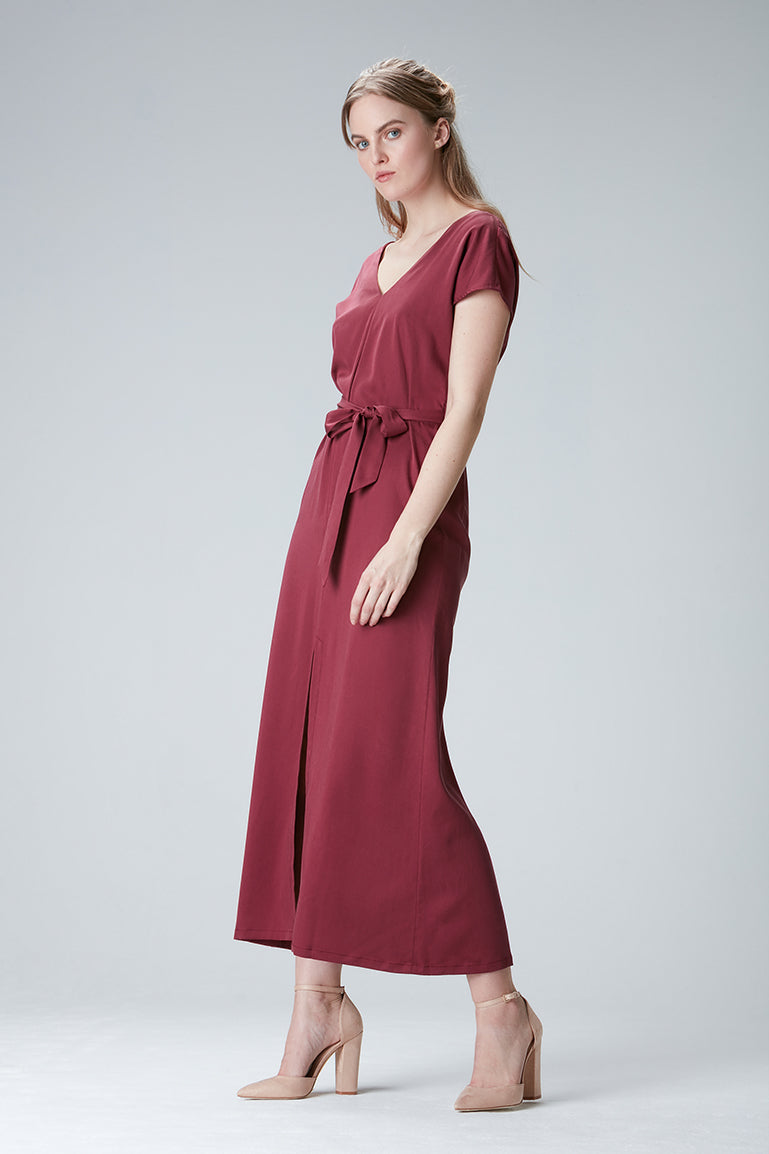 Maxi dress "STEL-LAA" in Bordeaux made of Tencel 