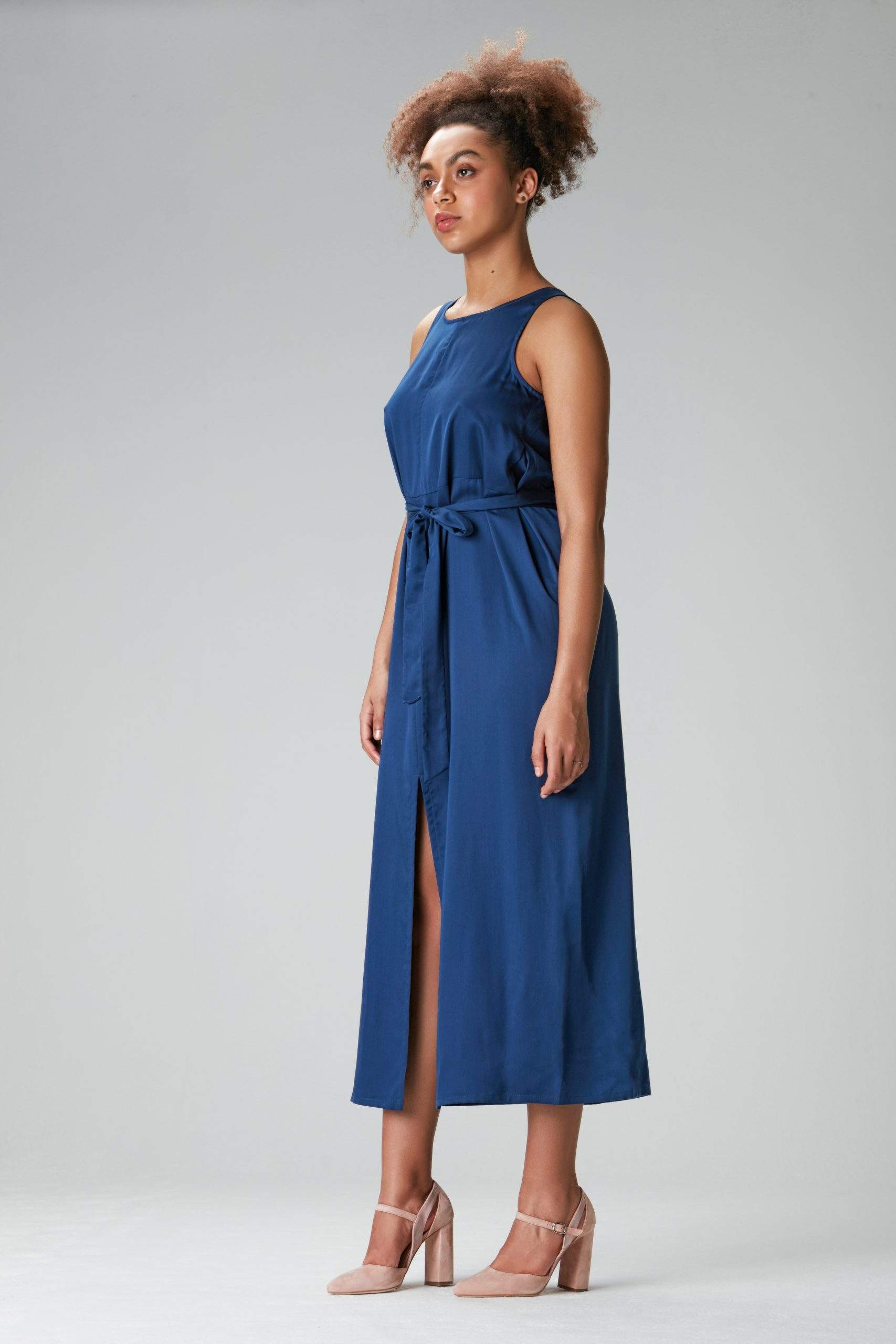 Maxi dress "TULPINAA" in blue made of Tencel