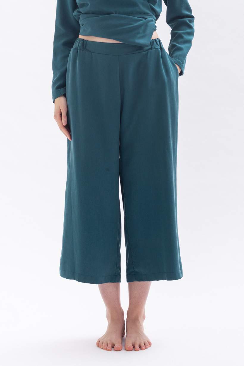 Culotte "THEE-KLA" in Grün aus Tencel