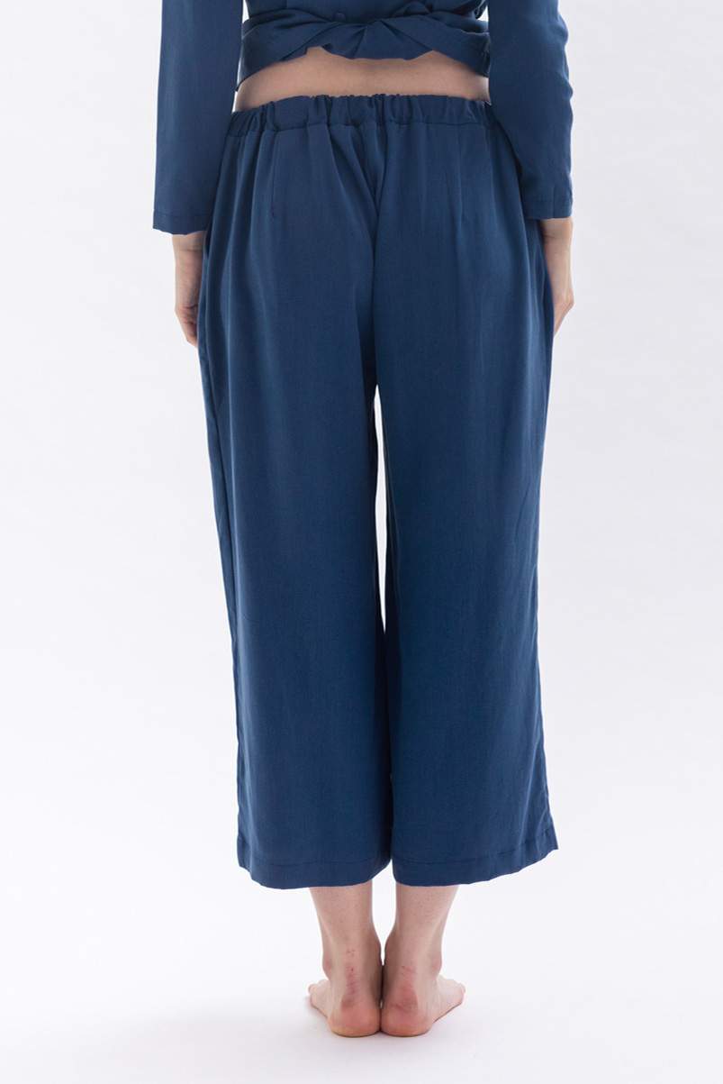 Culottes THEE-KLA in blue made of Tencel