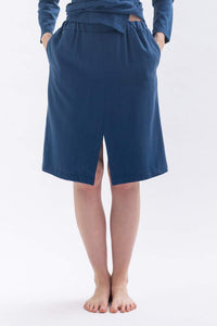Skirt with slit "MII-TUU" in blue made of Tencel