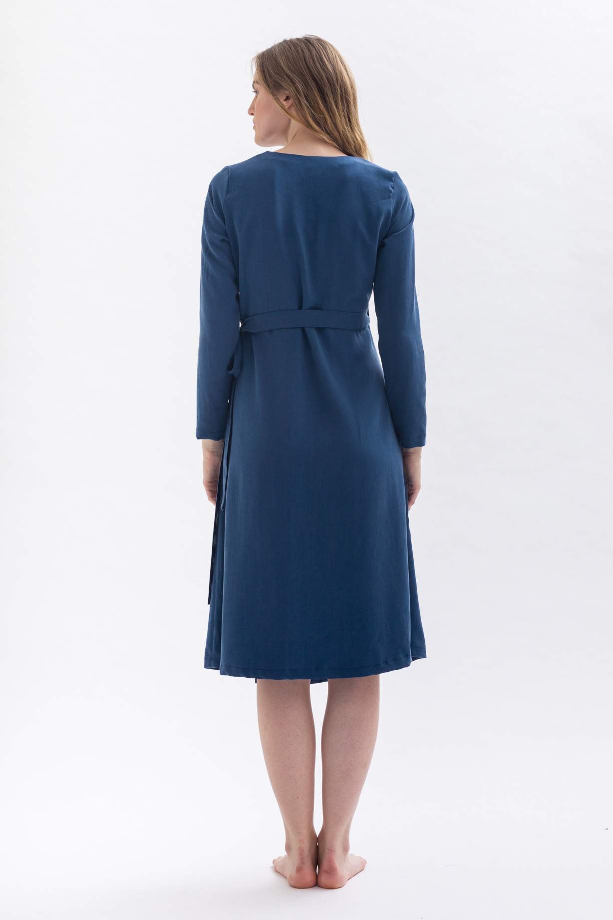 Wrap dress "MA-LAA" in blue made of Tencel