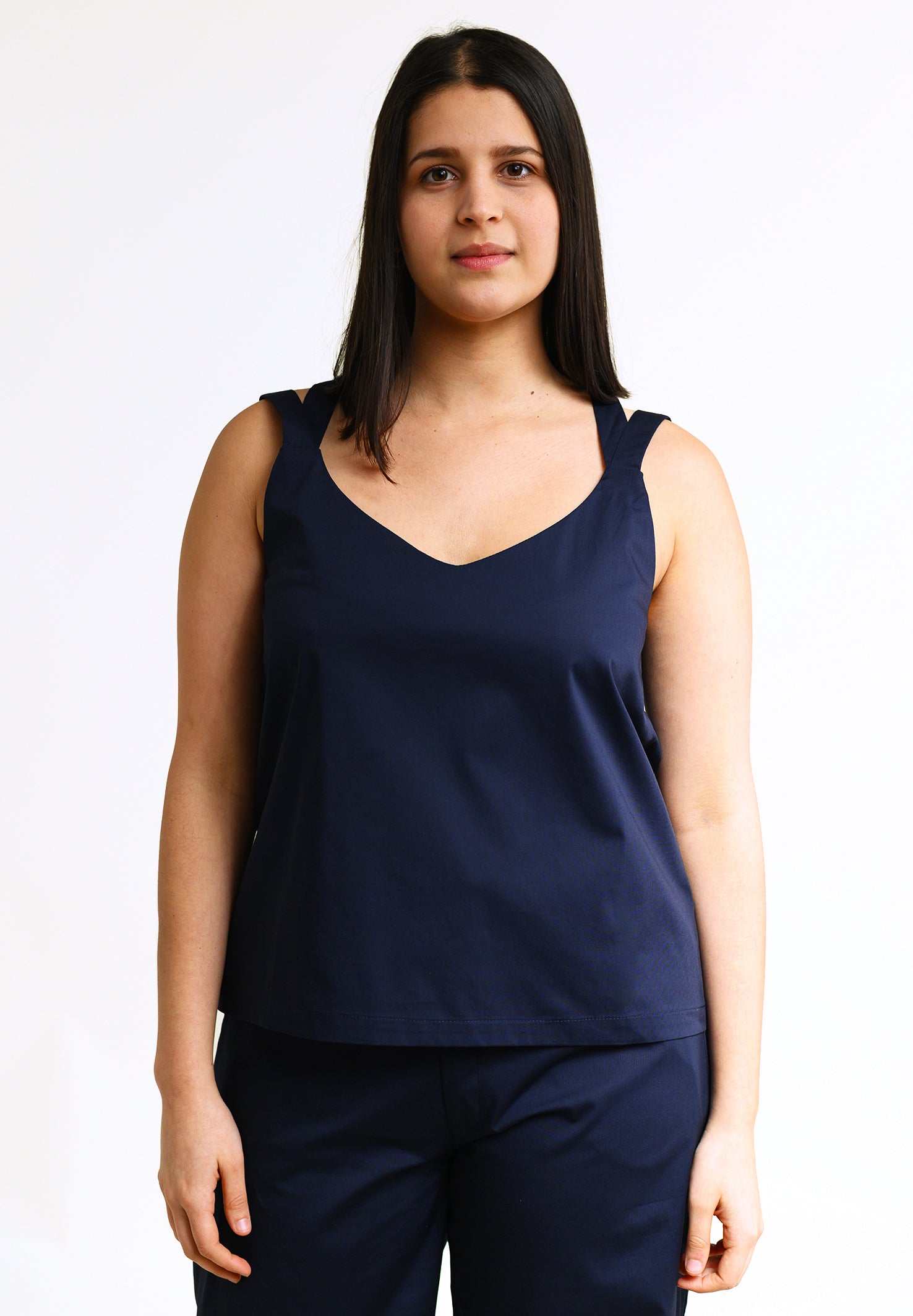 Top MA-LII in dark blue made from organic cotton 