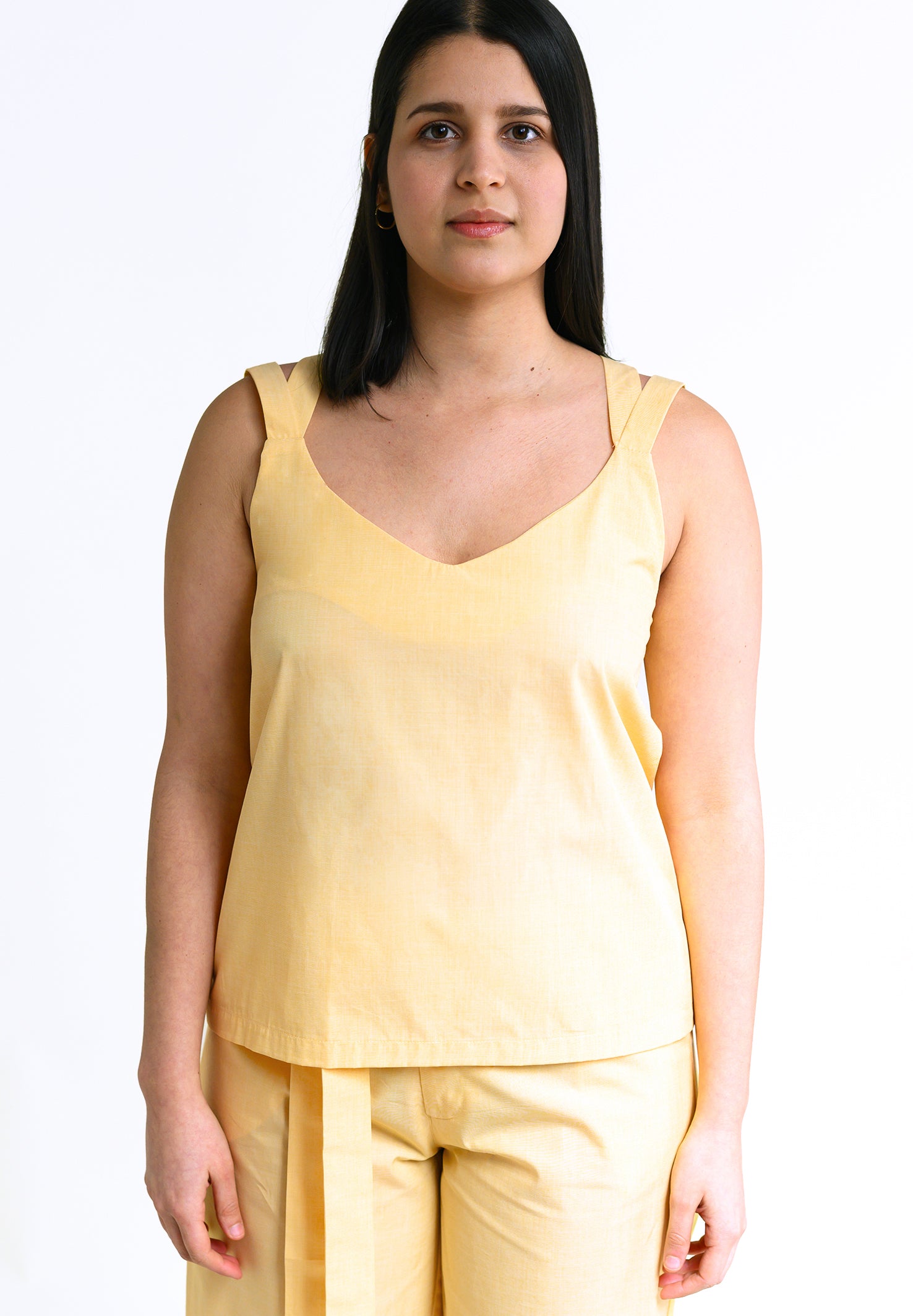 Top MA-LII in light yellow made from 100% organic cotton 