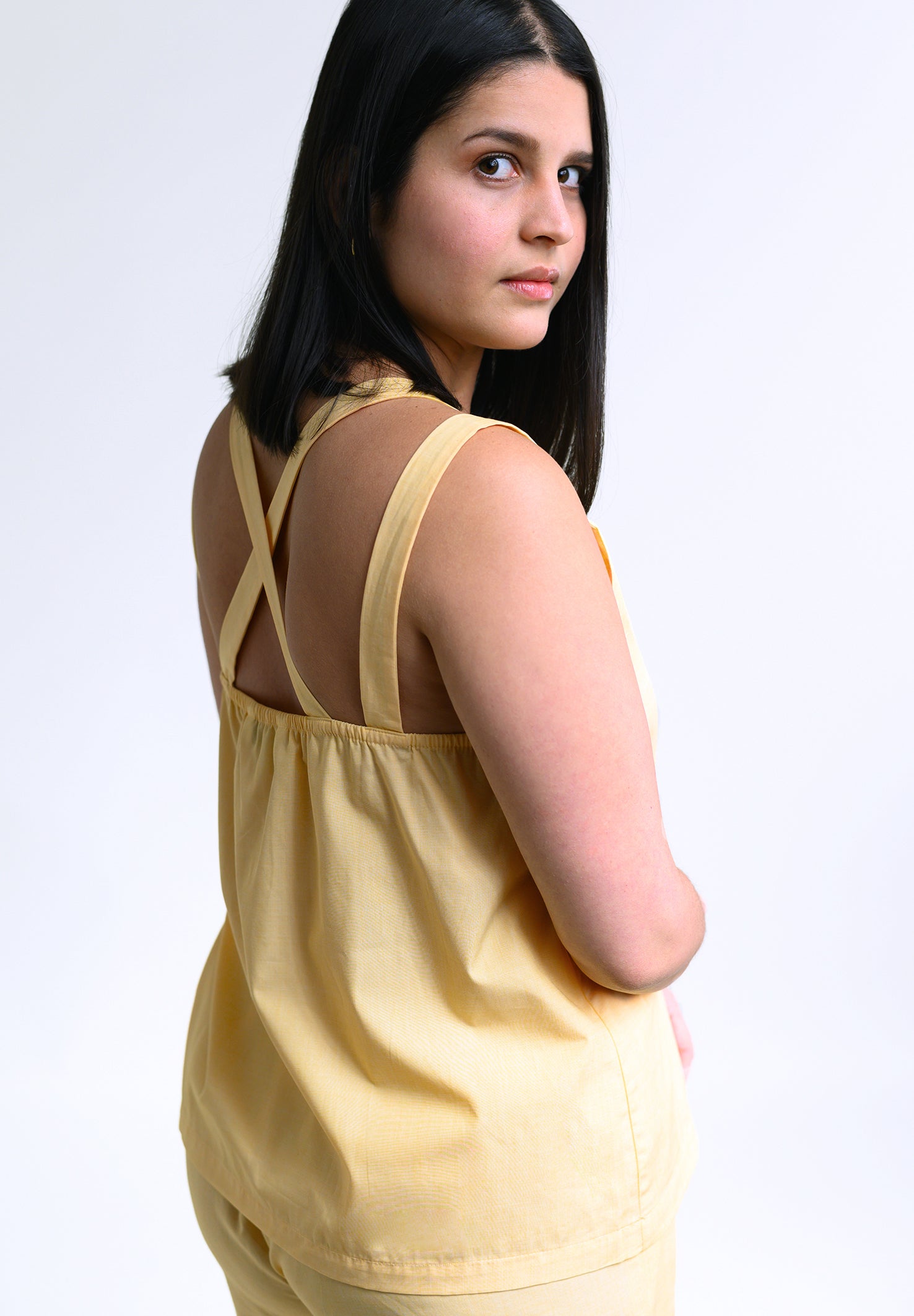 Top MA-LII in light yellow made from 100% organic cotton 