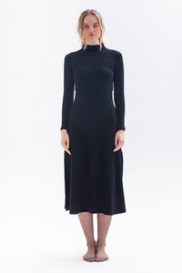 Maxi dress "CLE-OO" in black made from 100% organic cotton