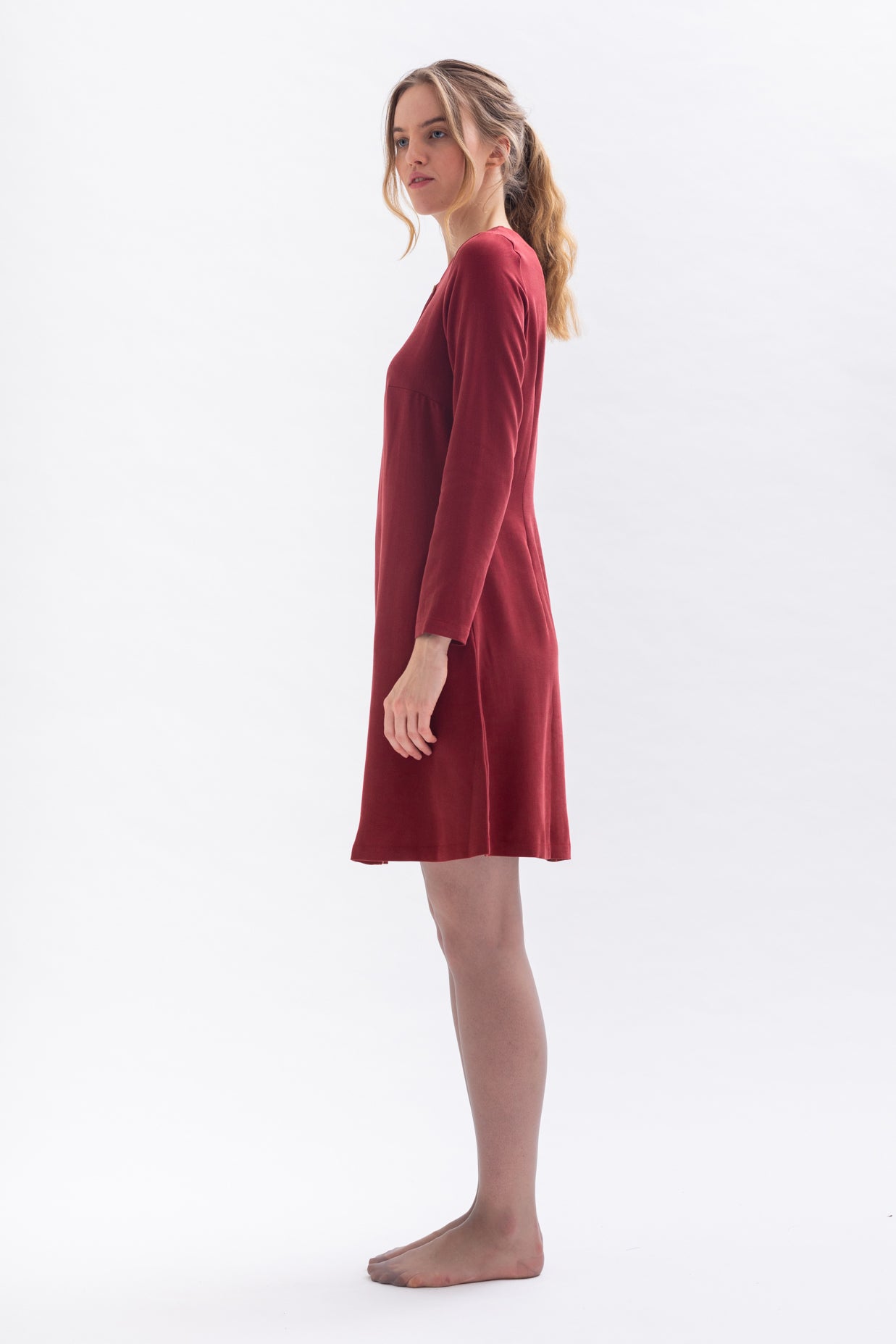 A-linen dress "KLAA-RA" in red made of Tencel