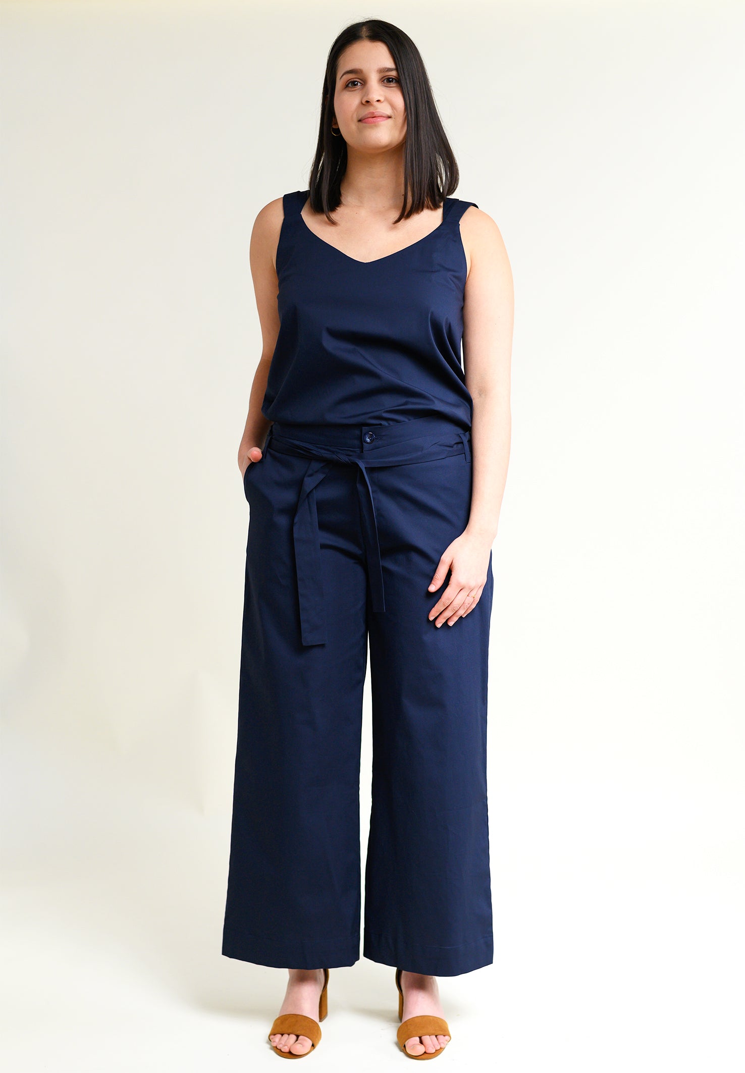 Culottes TERNAA in dark blue made from organic cotton