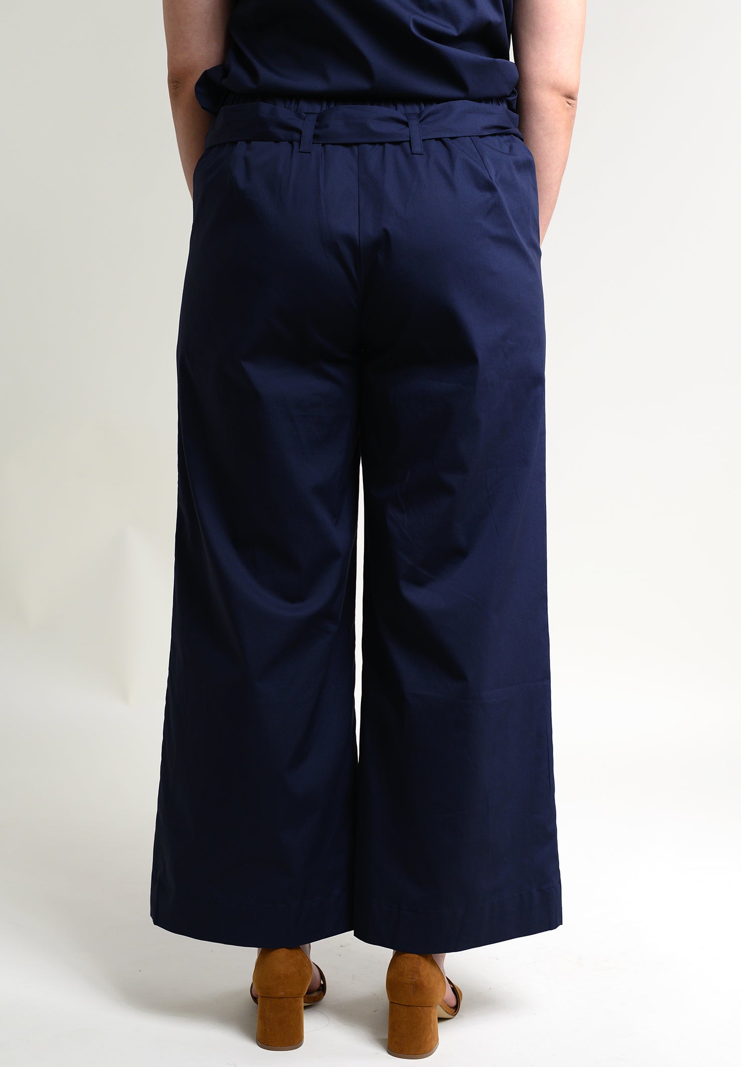 Culottes TERNAA in dark blue made from organic cotton