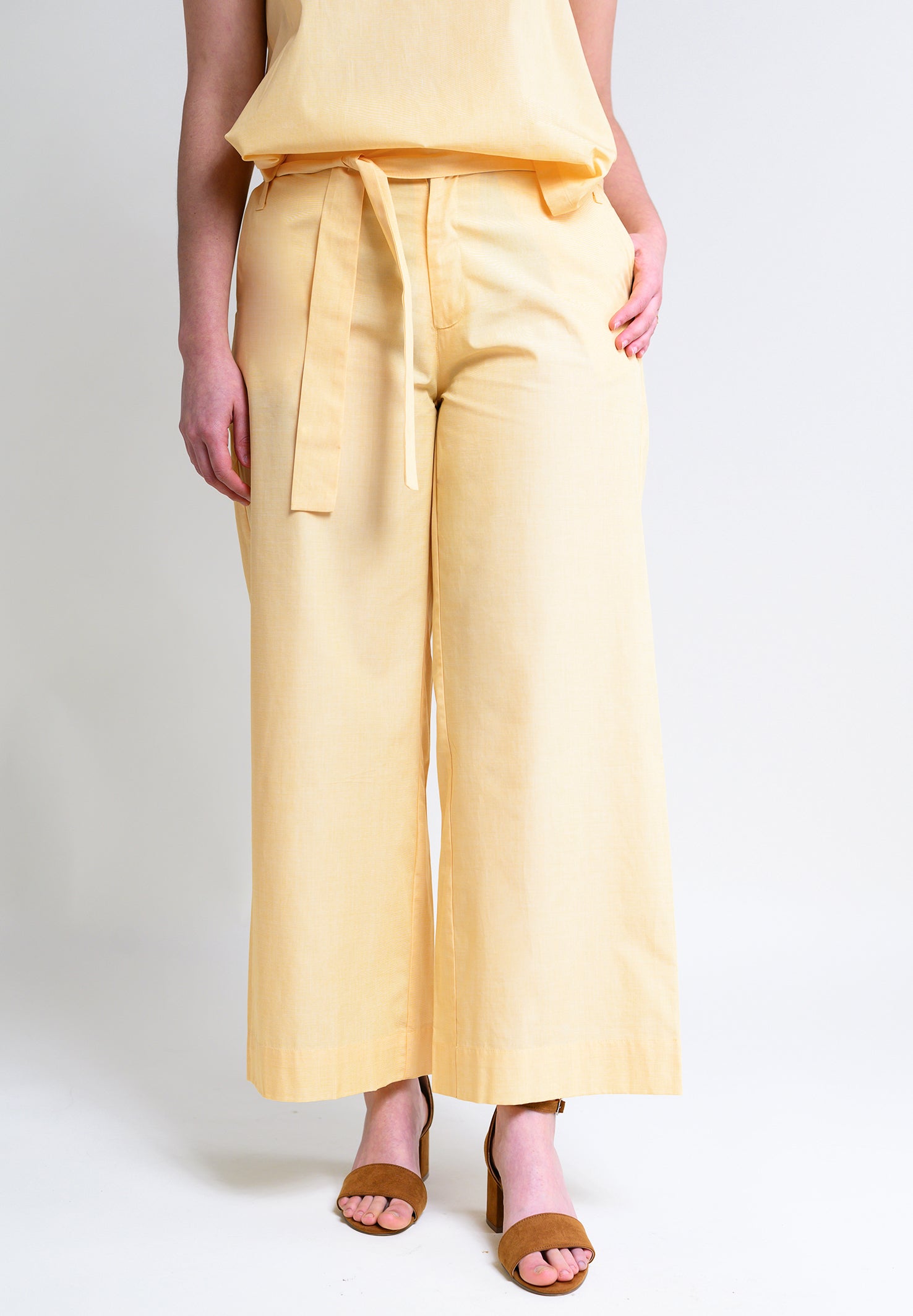 Culottes TERNAA in light yellow made from 100% organic cotton