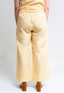 Culottes TERNAA in light yellow made from 100% organic cotton