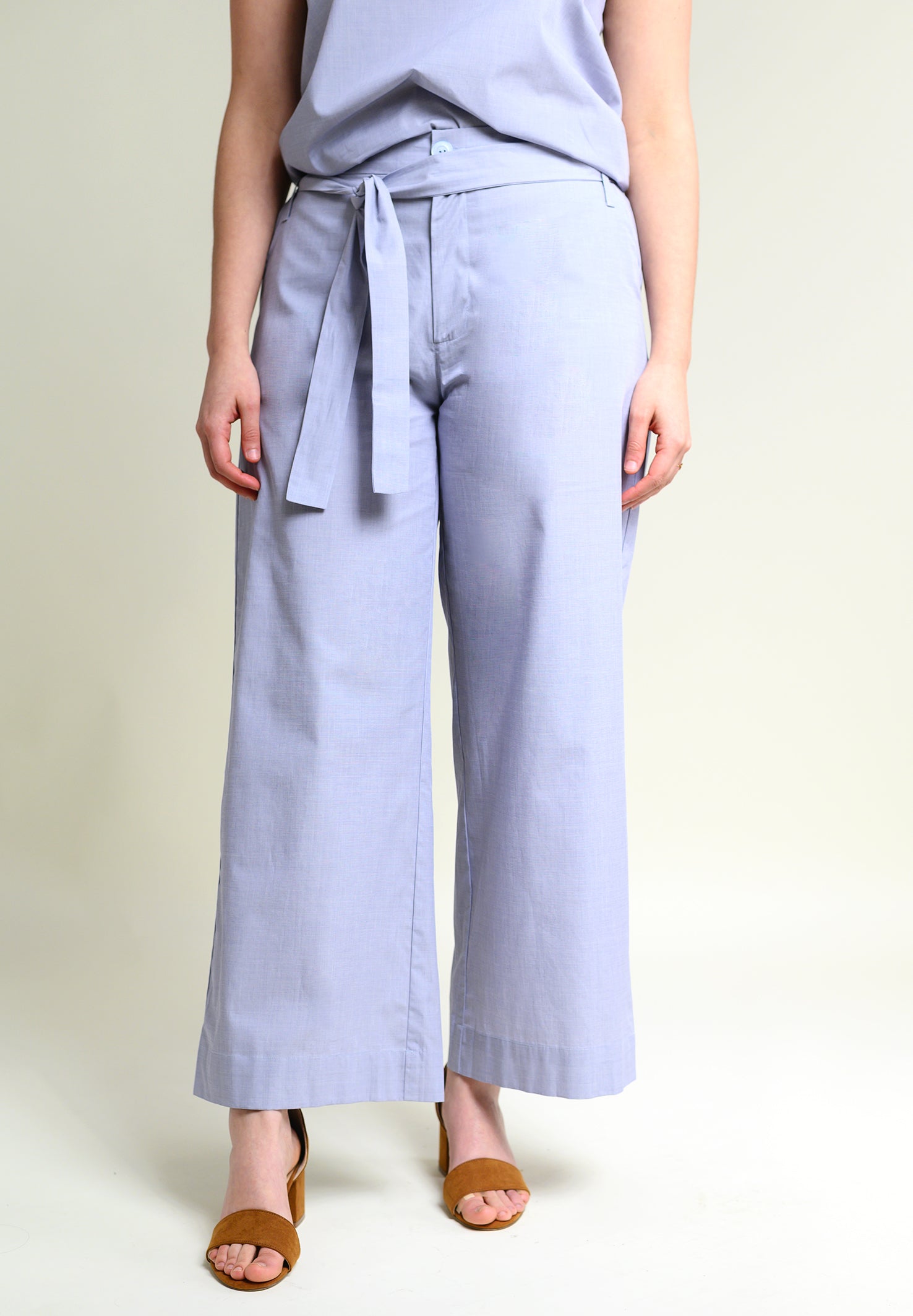 Culottes TERNAA in light blue made from 100% organic cotton