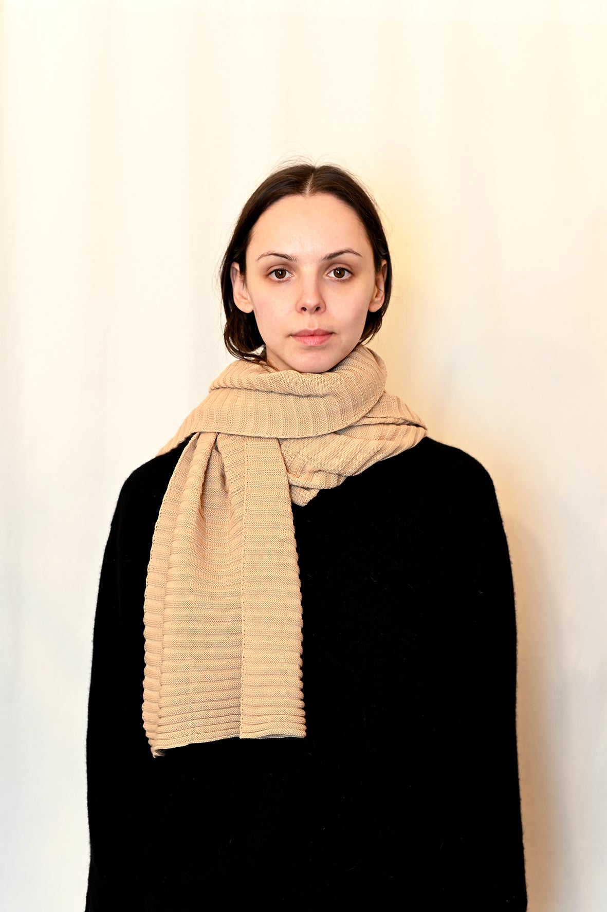 Warm long knitted scarf made from 100% organic cotton_circular fashion