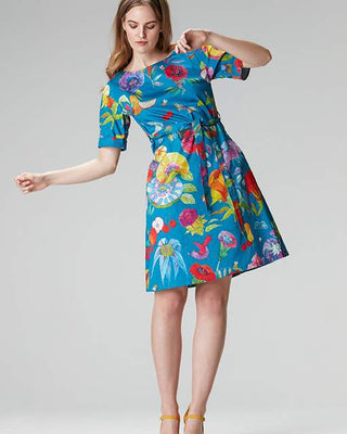 Blaues Sommerkleid aus Tencel und Bio Baumwolle mit Blumenmuster